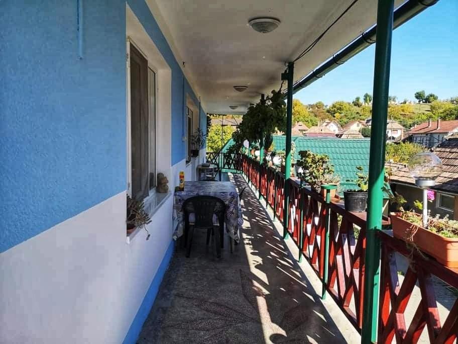 Casa Vinco Vici Turda Exterior foto